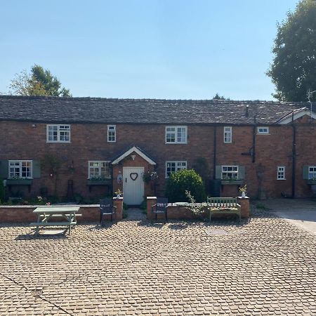 Bank Farm Cottages Нантвіч Екстер'єр фото